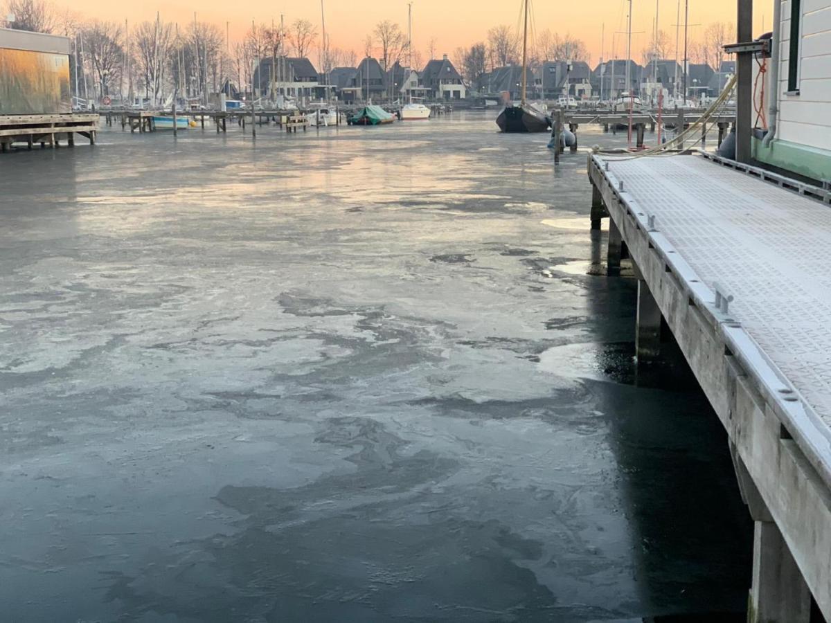 Marinaparcs Naarden Esterno foto